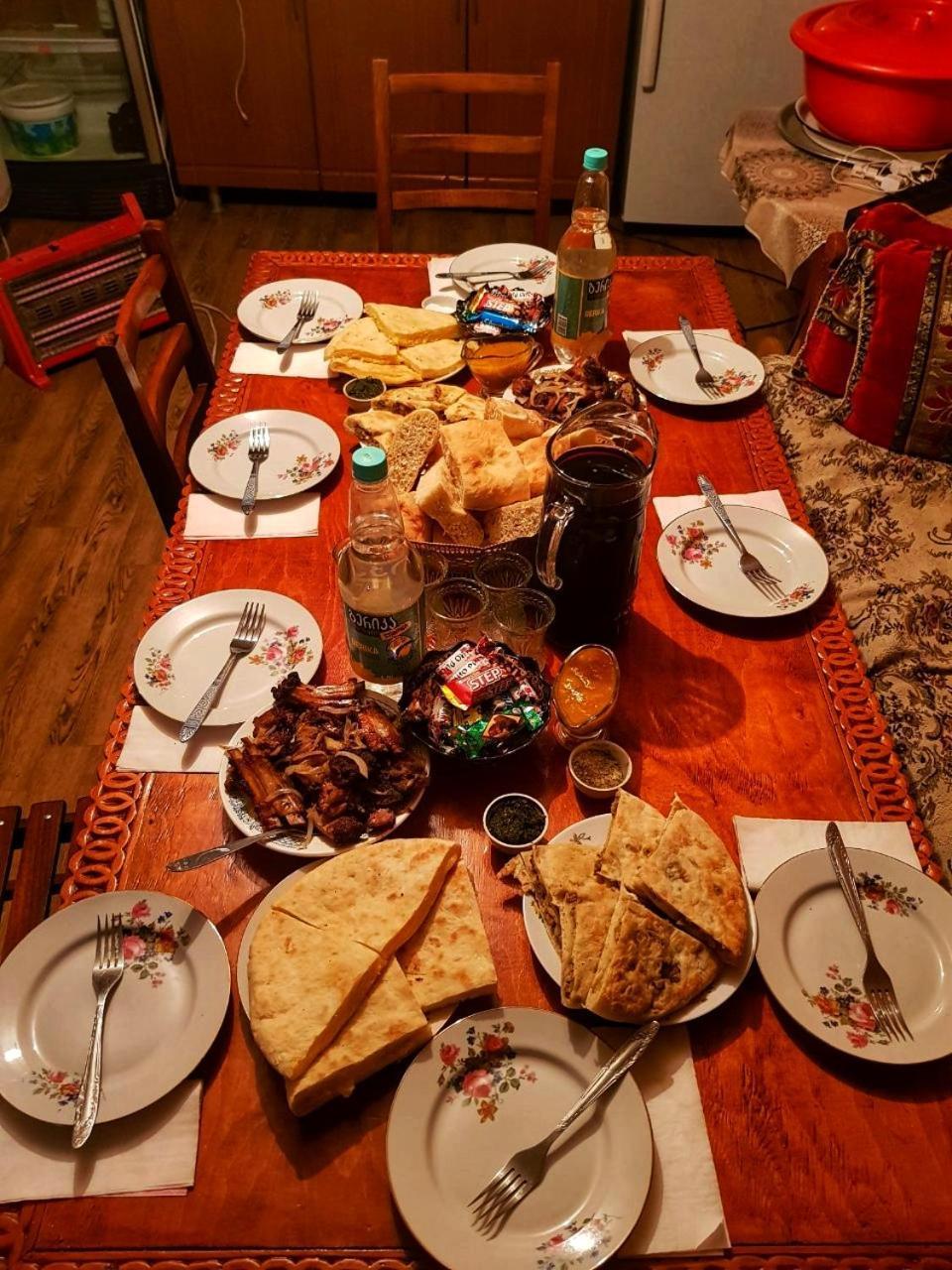 Guest House Buba Ushguli Exterior photo